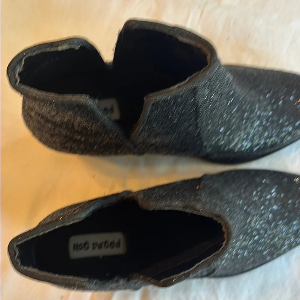Not Rated Black Glitter Ankle Boots Sz 6.5